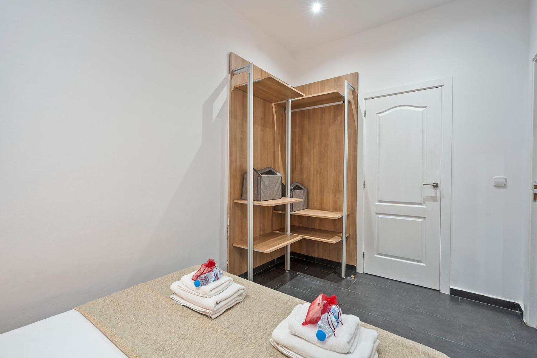 Alcam Colon Apartment *
